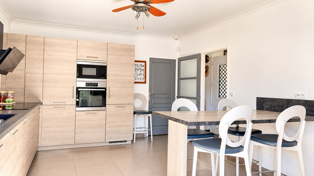 Vente Maison 'Exclusivité Swixim Uzès' A 15 minutes d'Uzès, villa d'architecte au coeur d'un écrin de verdure Uzes