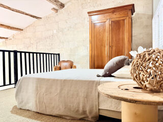   Uzès centre-ville - Ensemble immobilier d'exception entièrement rénové avec double usage Uzes