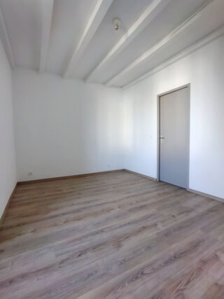  Appartement à louer 2 pièces 40 m²