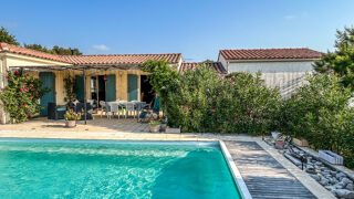  Maison � vendre 5 pi�ces 104 m� Uzes
