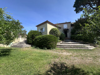  Propriété/château à vendre 6 pièces 210 m²