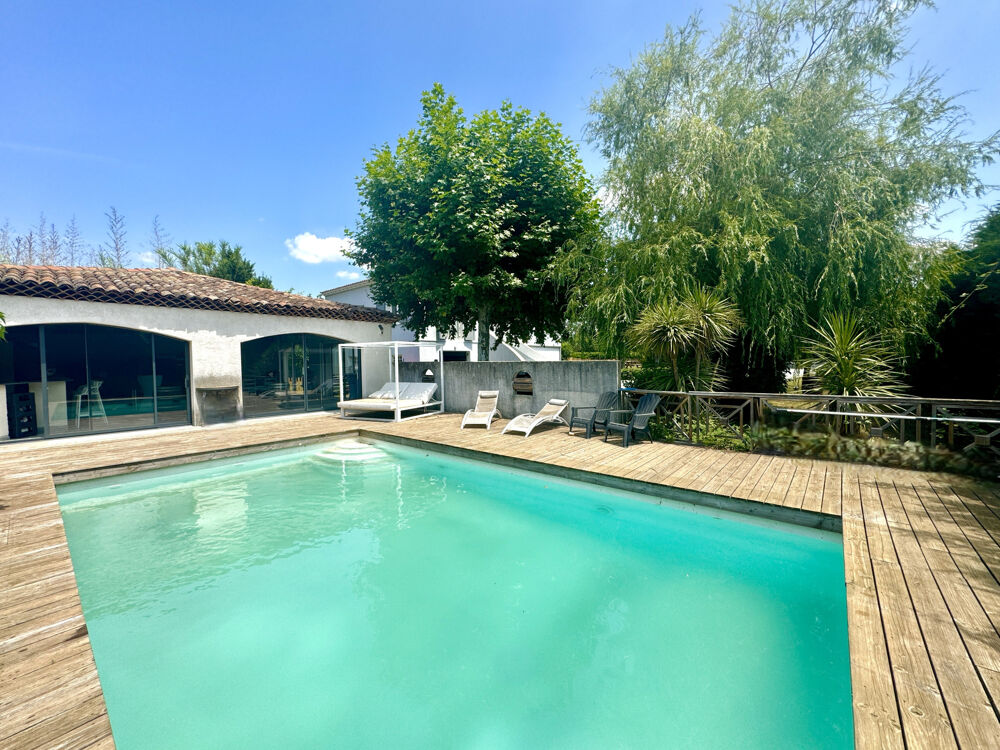 Grande villa au sud d'Alès avec piscine pool House et appartement indépendant
