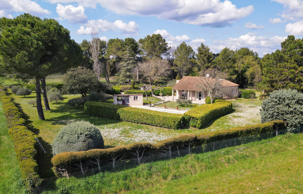  vendre  Maison Uzs (30700)