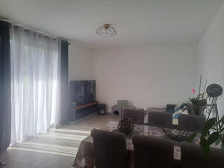  Appartement à louer 4 pièces 86 m²