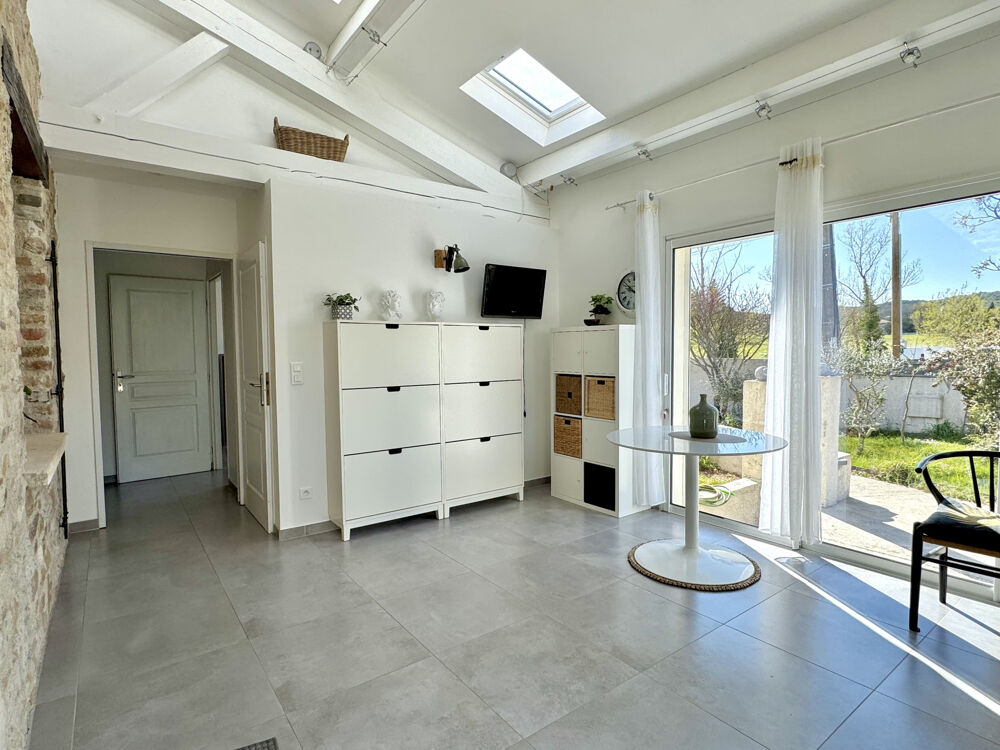 Vente Maison Villa de Type 7 sur 2350 m2 de terrain Les plans