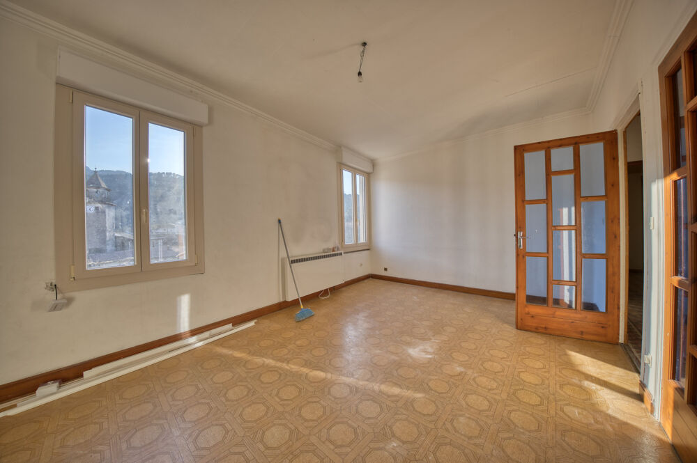 Vente Maison Maison de Village 2 Appartements, Local Commercial et Garage Le collet de deze