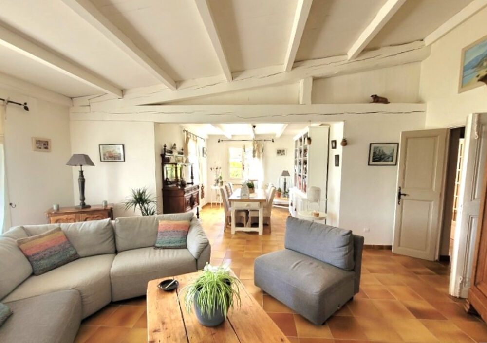  vendre  Maison Uzs (30700)