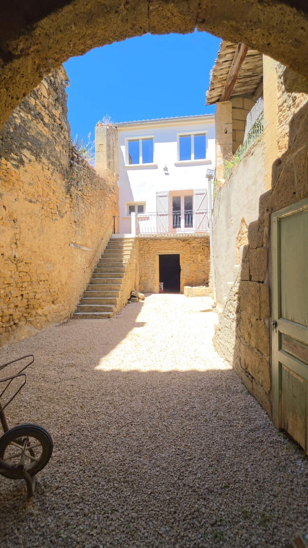 Vente Maison Dans un village prisé avec commerces! Uzes