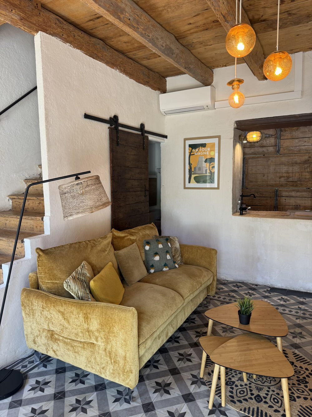 Vente Maison Charmante Maison de ville avec piscine proche Tour Magne Nimes