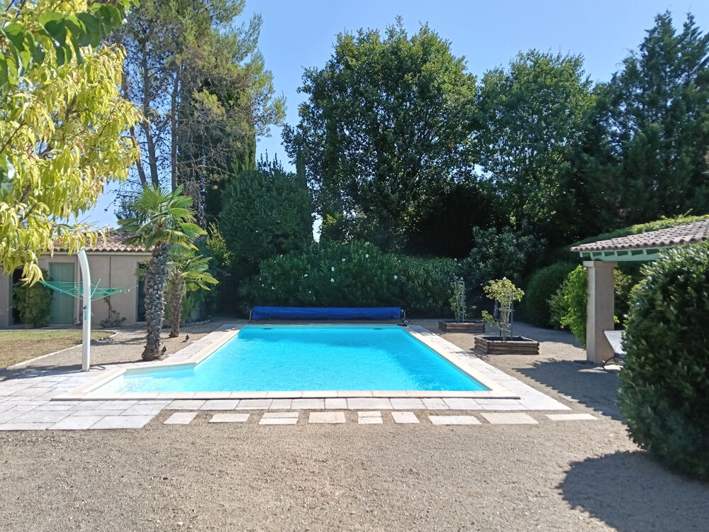 Belle villa plain-pied avec piscine