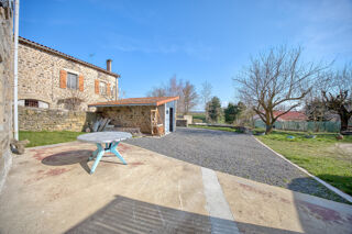 Vente Maison Maison de village à coté du lac de Naussac Pradelles