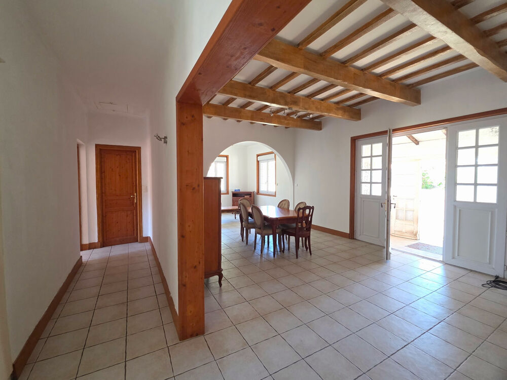 Villa 3 chambres au milieu des pins...