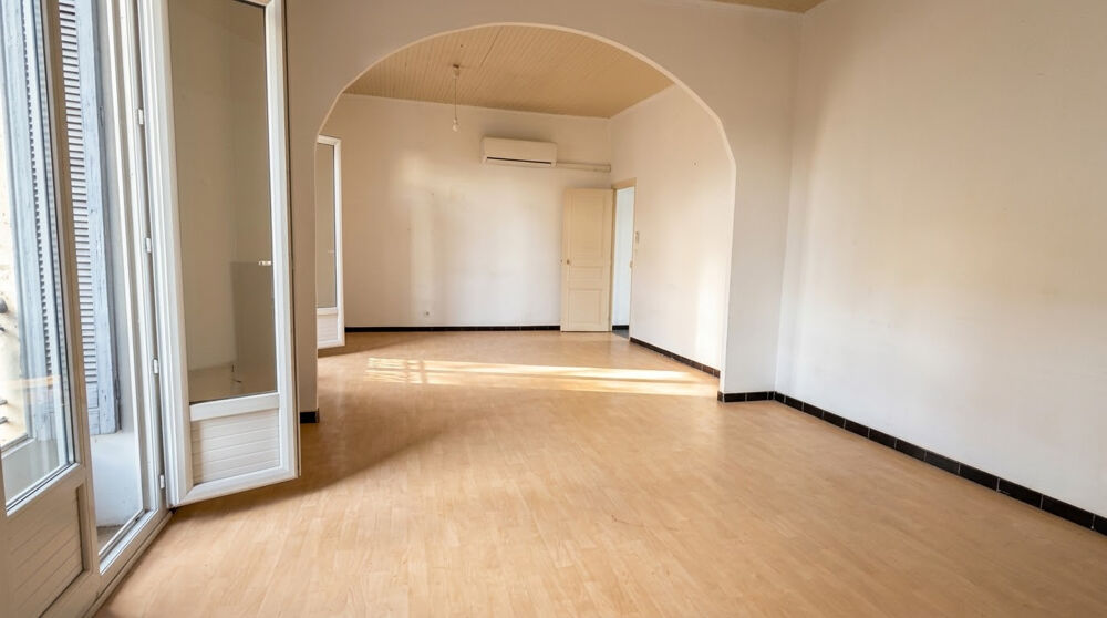 Vente Appartement NÎMES   T2 AVEC TERRASSE, CAVE ET BEAU POTENTIEL LOCATIF Nimes
