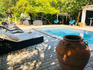  Propri�t�/ch�teau � vendre 10 pi�ces 302 m�