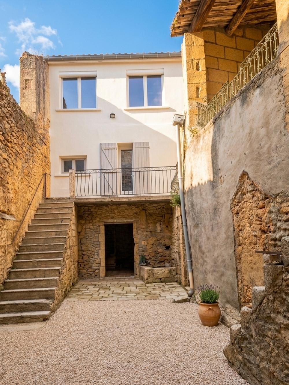 Maison 3 pièces 90 m² · à Vers Pont du Gard · 90 m² · 235 000 €