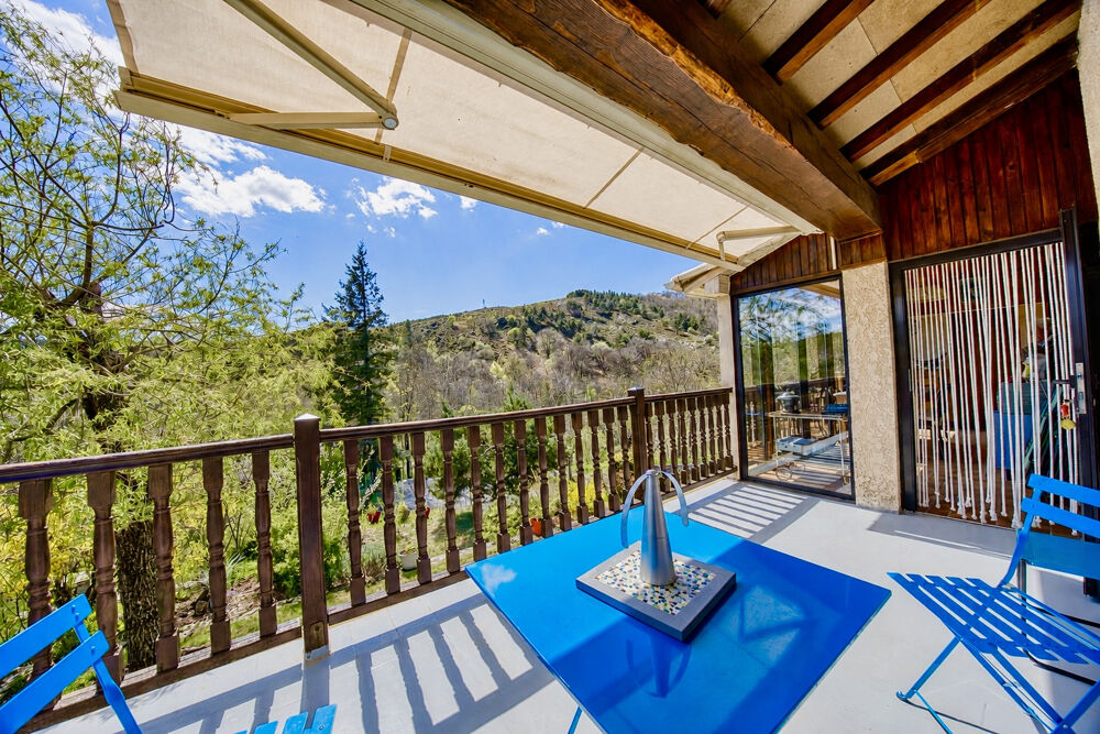 Vente Maison  Maison T5 avec terrain, terrasse et garage Villefort
