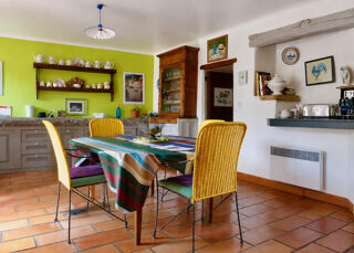  Maison à vendre 15 + pièces 380 m²