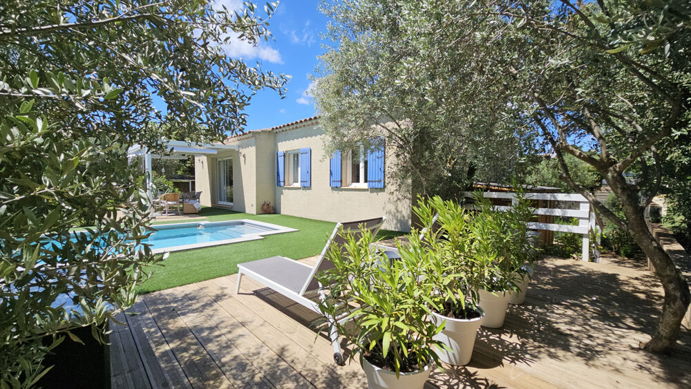 Vente Maison Charmante maison de plain-pied avec jardin méditerranéen et piscine Castillon du gard