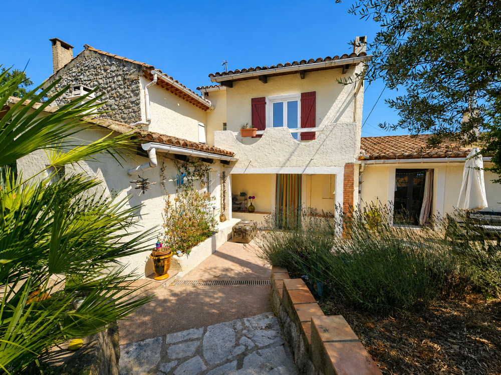 Maison 5 pièces 105 m² à St Hilaire de Brethmas