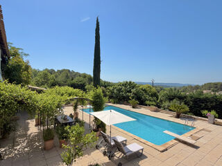  Propriété/château à vendre 11 pièces 350 m²
