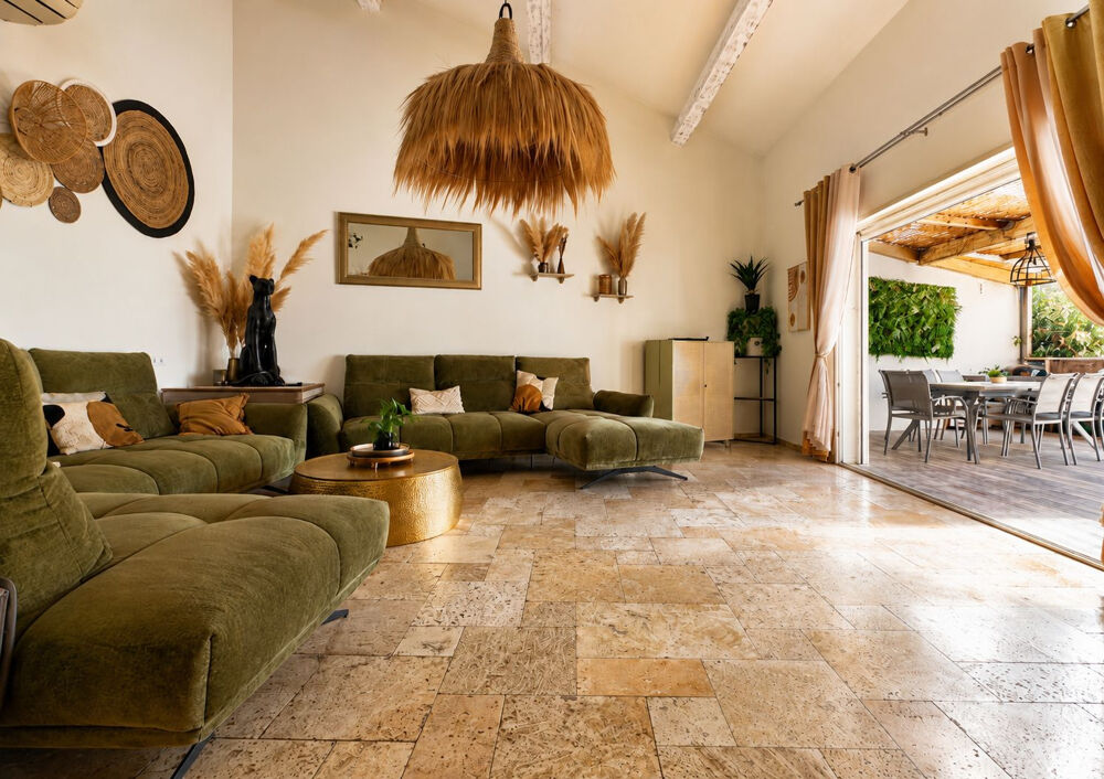 EN EXCLUSIVITÉ VILLA DE CHARME DE 164 m2 AVEC PISCINE