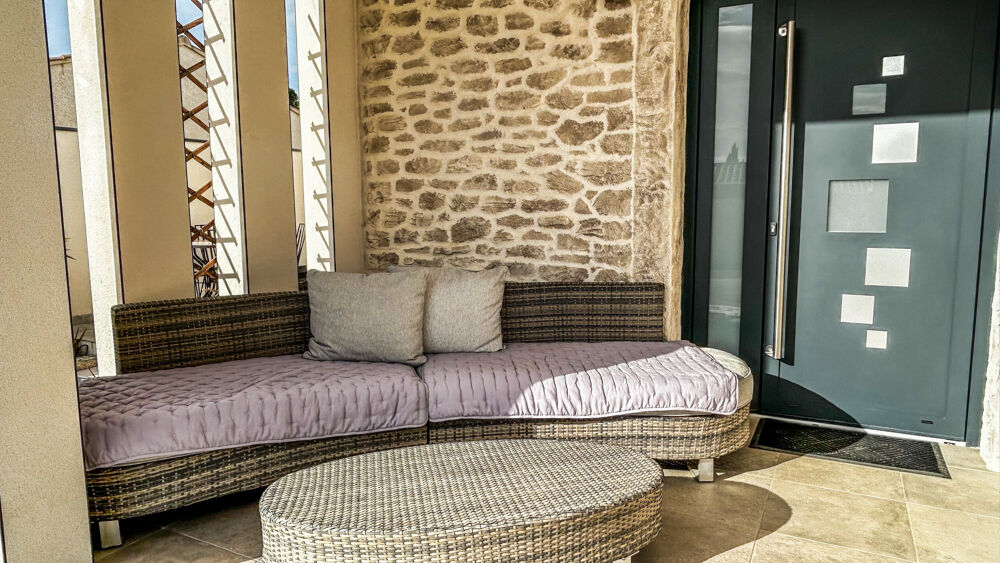 Vente Maison Magnifique villa contemporaine proche des commerces. St quentin la poterie