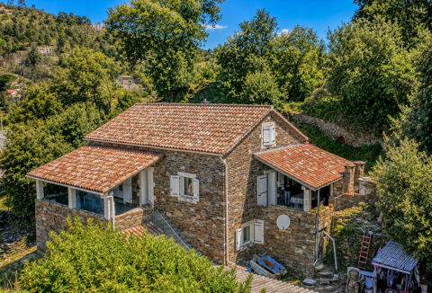  Mas dominant le village Maison - 5 pi�ce(s) - 127 m�