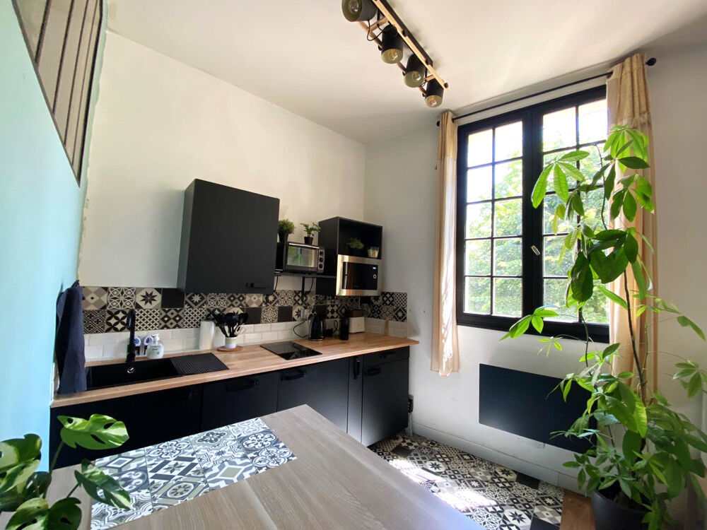 Appartement 1 pièce 27 m² · à Uzes · 27 m² · 114 000 €