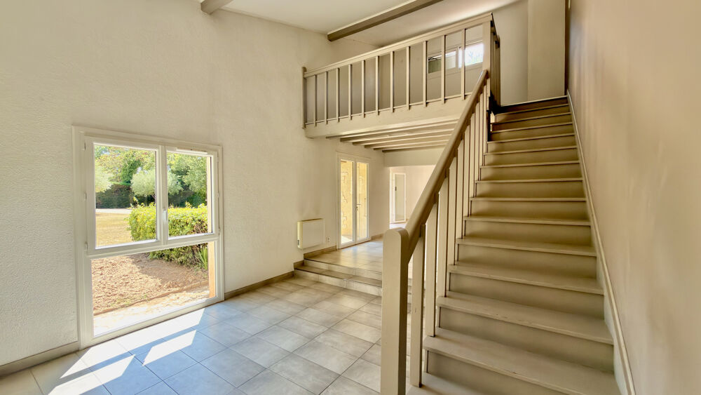 Vente Maison Villa traditionnelle avec piscine Pouzilhac