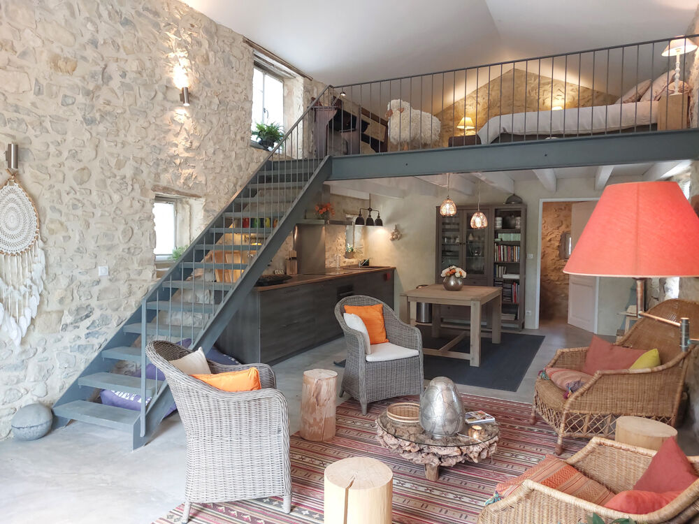 � vendre  Propri�t�/ch�teau Uz�s (30700)