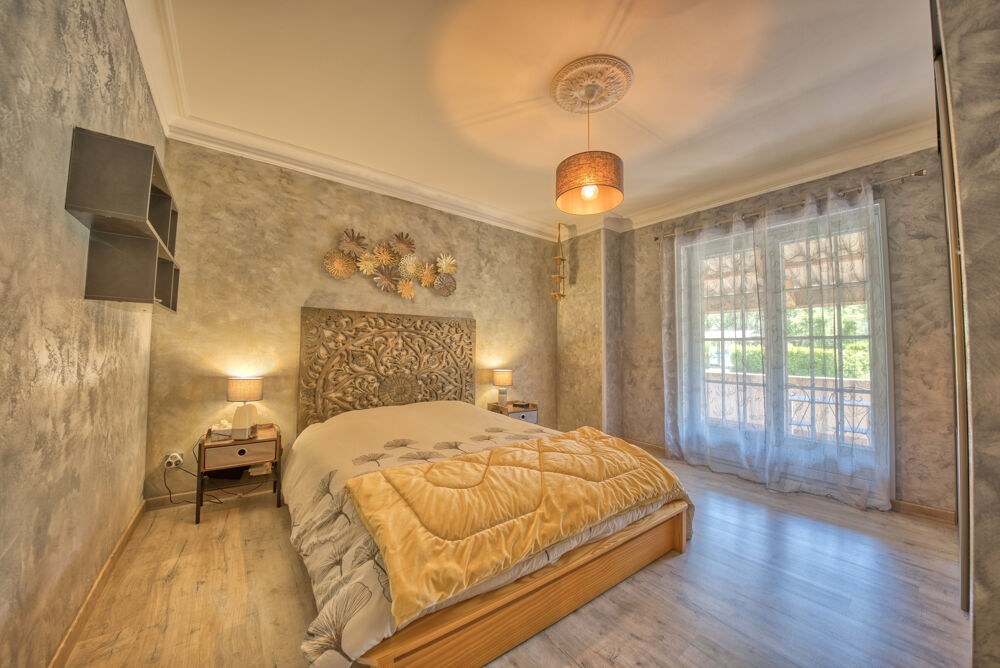 à vendre  Maison Banne (07460)