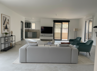  Appartement � louer 3 pi�ces 84 m�