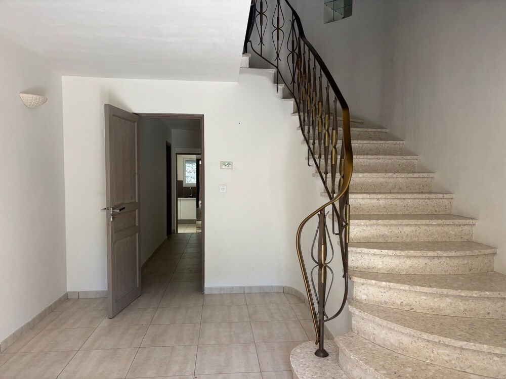 Vente Maison BASTIDE DE 221m2 habitable CHEMIN DE RUSSAN Nimes