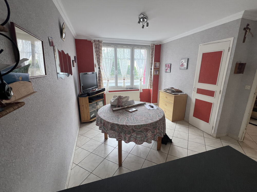 A VENDRE - SOQUET IMMOBILIER - ENSEMBLE IMMOBILIER - MAISON FAMILIALE 7 CH ET DEPENDANCES - PLANGUENOUAL