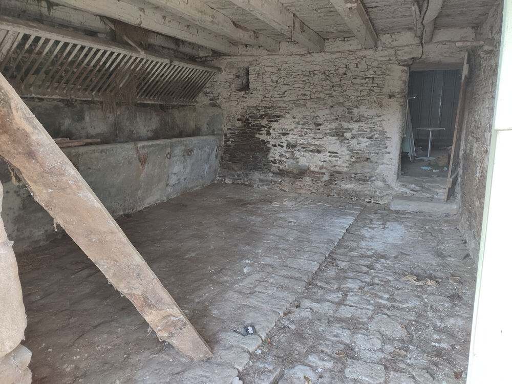 A VENDRE- SOQUET IMMOBILIER - IMMEUBLE - LES CHAMPS GERAUX