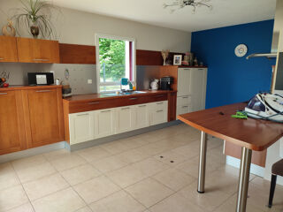 Vente Maison A VENDRE - SOQUET IMMOBILIER - SPACIEUSE MAISON FAMILIALE 5 CHAMBRES - JARDIN CLOS - SAINT CARNE St carne