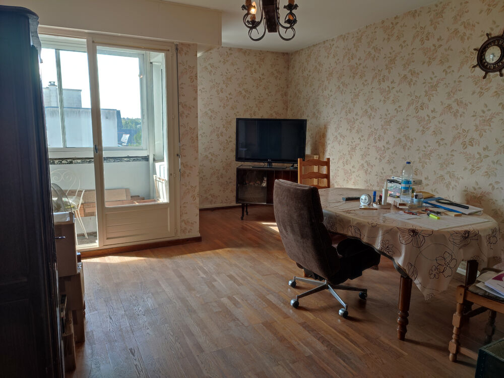 SOUS OFFRE- SOQUET IMMOBILIER - APPARTEMENT T3 AVEC ASCENSEUR - DINAN