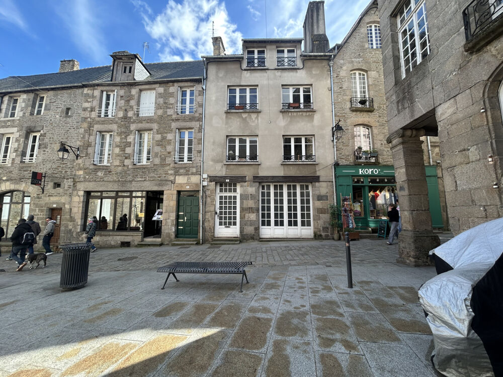 A VENDRE SOQUET IMMOBILIER - MAISON CENTRE HISTORIQUE avec GARAGE - DINAN