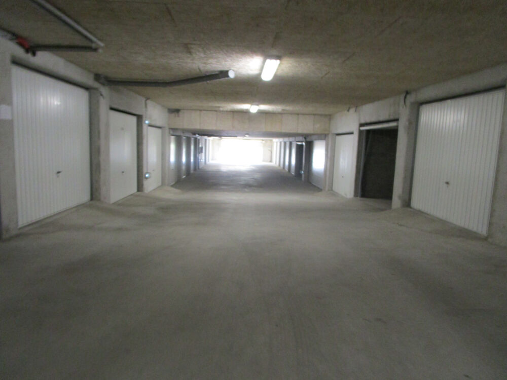Vente Parking/Garage A VENDRE - SOQUET IMMOBILIER - GARAGE - DINAN Dinan