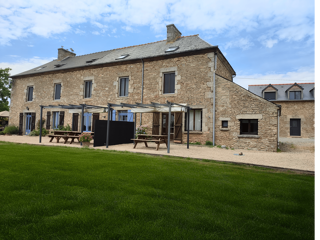  Propri�t�/ch�teau � vendre 14 pi�ces 330 m�