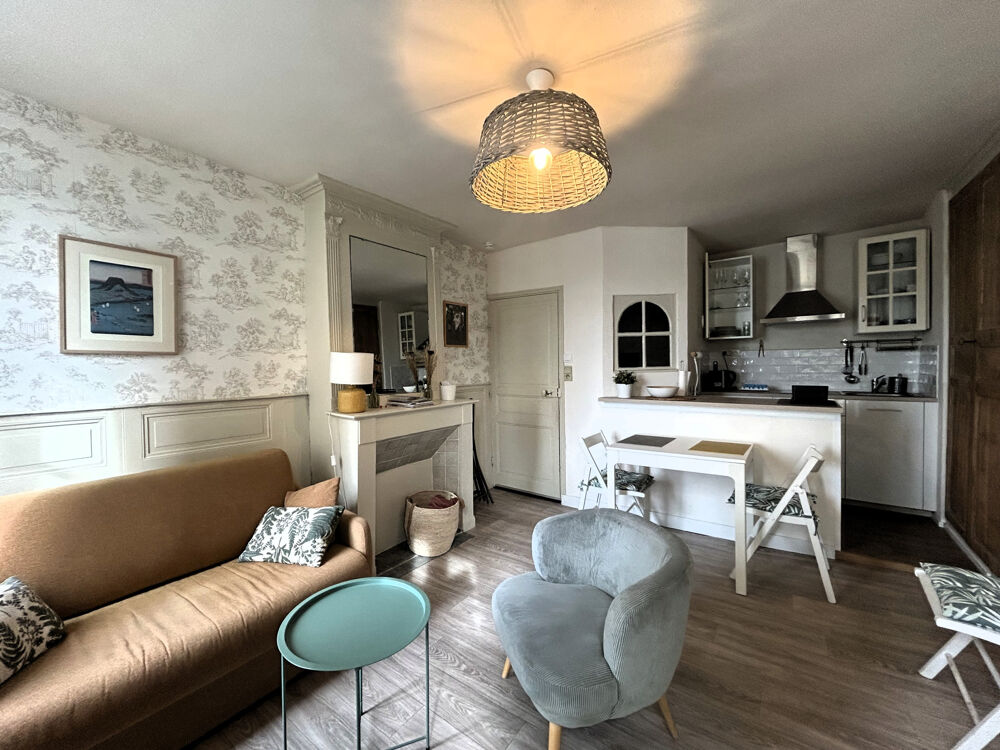 A VENDRE SOQUET IMMOBILIER - APPARTEMENT COUP DE COEUR avec TERRASSE - DINAN CENTRE