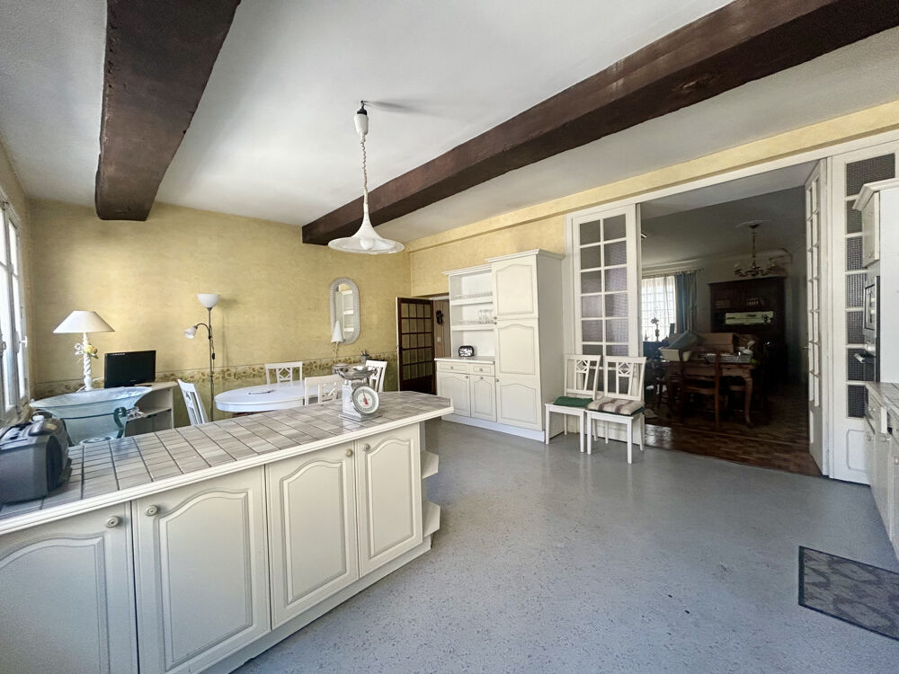 A VENDRE SOQUET IMMOBILIER - MAISON CENTRE HISTORIQUE avec GARAGE - DINAN