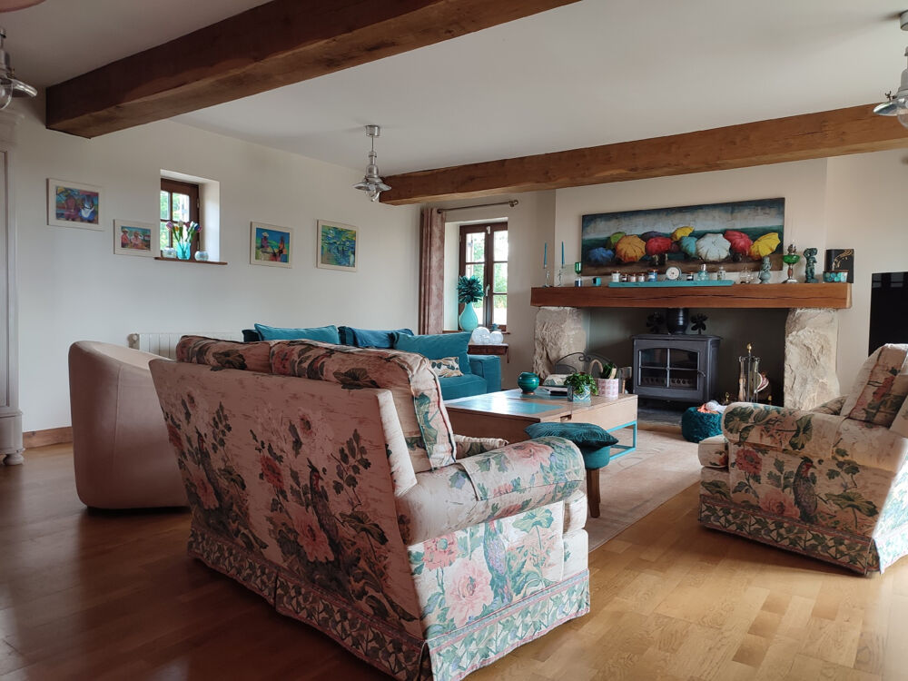 A VENDRE - SOQUET IMMOBILIER- MAISON À JUGON LES LACS