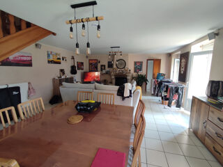  Maison  vendre 6 pices 142 m