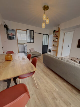  Appartement à louer 3 pièces 58 m²