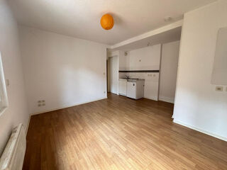  Appartement à louer 2 pièces 28 m²