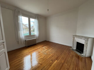  Appartement � louer 3 pi�ces 80 m�