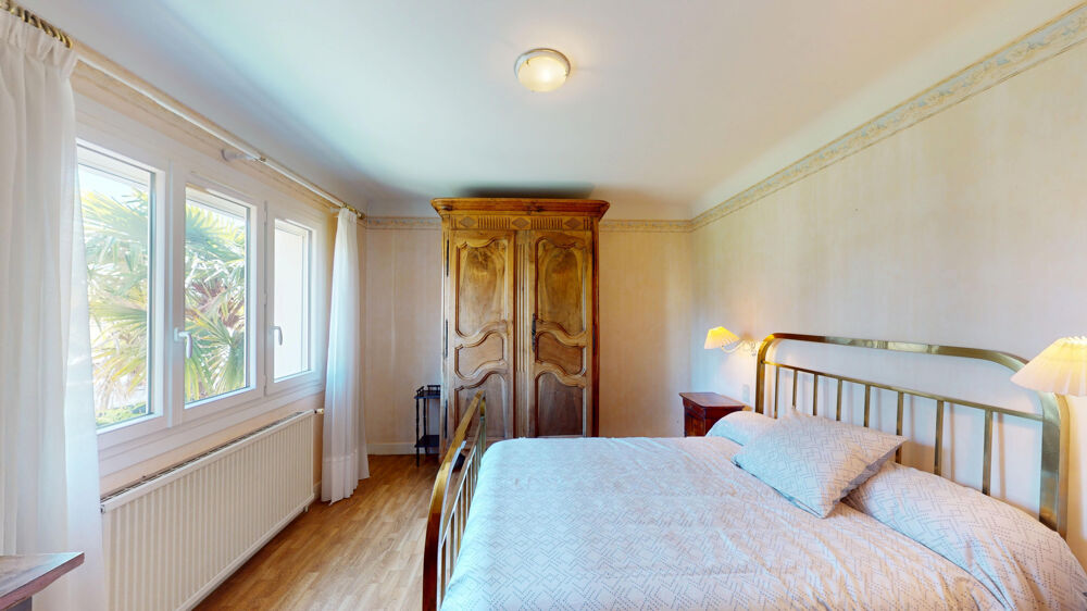 MAISON 10 PIECES 140m2 AUX PORTES DE TARBES (SUD-EST).
