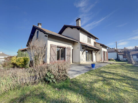   Maison Juillan 7 pi�ce(s) 110 m2 Maison - 7 pi�ce(s) - 110 m�