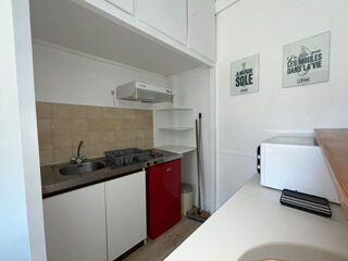  Appartement à louer 1 pièce 25 m²